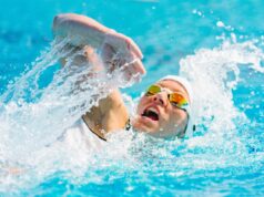 Adult Swimming Lessons Navigating Challenges and Celebrating Triumphs