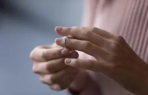 Signs Your Husband Doesn't Value You