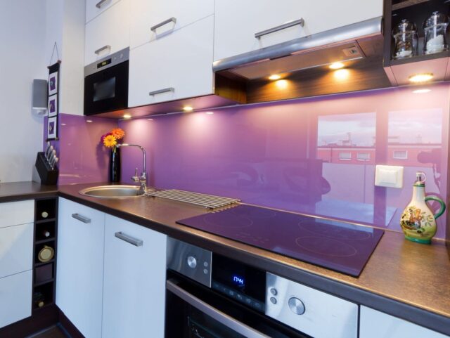 The Artistic Tapestry of Glass Splashbacks