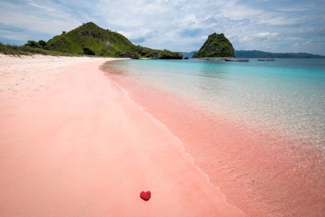 Komodo Pink and Private Beaches