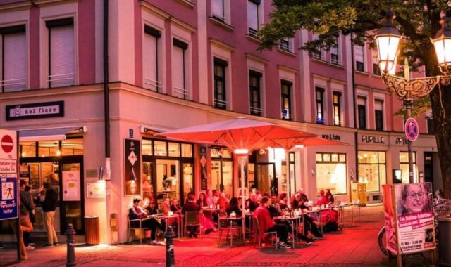 Glockenbachviertel night out